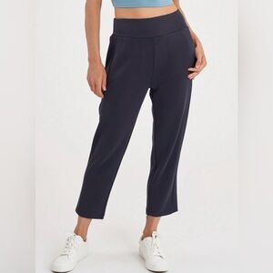 Thrive Societe Carbon/Navy Blue Ultralyxe Straight Leg
Pants SIZE XS VERY SOFT
